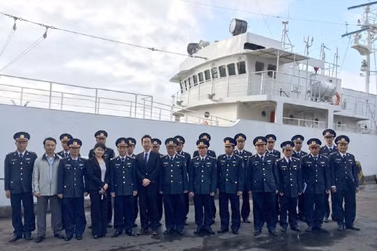 Tàu tuần tra đầu tiên do Nhật Bản viện trợ cho Cảnh sát biển Việt Nam, tại Đà Nẵng ngày 5.2.2015 - Ảnh: Cảnh sát biển Việt Nam