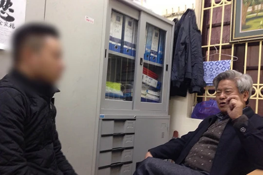 Ông Kim Quốc Hoa khi trả lời phỏng vấn báo chí tại trụ sở báo Người Cao Tuổi vào sáng 9-2-2015 - Ảnh: V.V.T