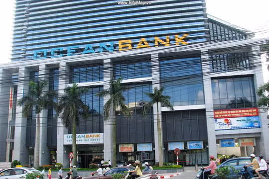 Trụ sở Oceanbank tại đường Trần Duy Hưng, Hà Nội