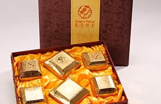 Bánh trung thu giá “khủng”: Đâu là giá trị thực?