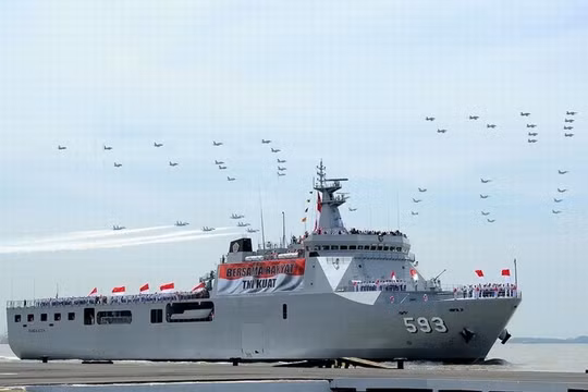 Chiến hạm hải quân Indonesia