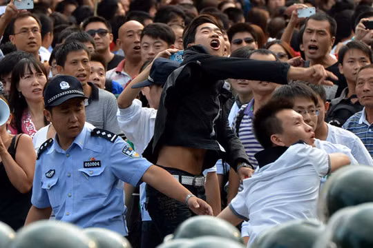 Chủ nghĩa dân tộc cực đoan Trung Quốc là con dao hai lưỡi