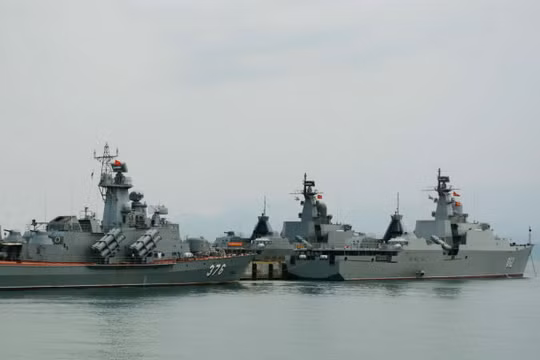 Chiến hạm hải quân Việt Nam