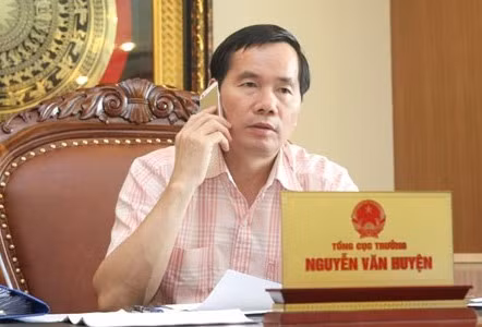 Ông Nguyễn Văn Huyện