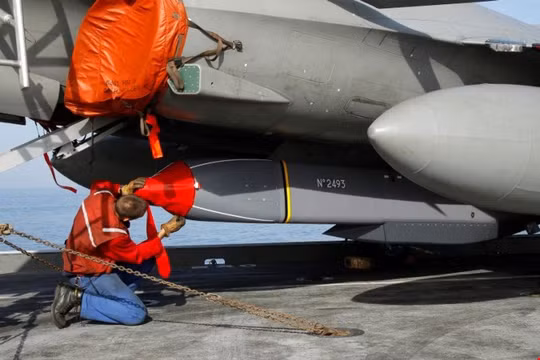 Tên lửa hành trình Scalp được Pháp sử dụng lần đầu ngày 15.12 diệt phiến quân IS ở Iraq - Ảnh: Reuters