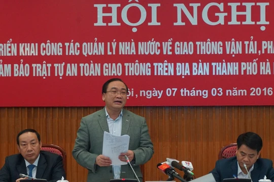 Bí thư Thành ủy Hà Nội phát biểu - Ảnh: M.Hà