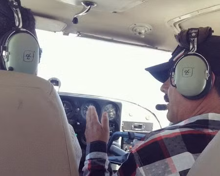 Ảnh Guzman ngồi máy được công bố mới đây (Ảnh: El Blog Del Narco)