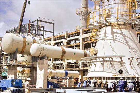 Nhà mày lọc dầu Dung Quất