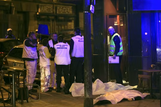 Vụ khủng bố đẫm máu ở Paris