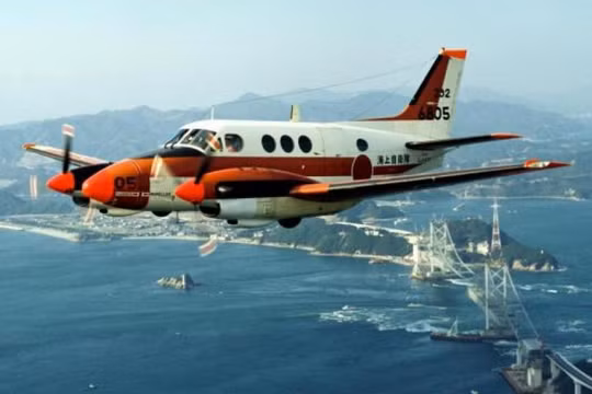 Máy bay huấn luyện TC-90 của lực Lượng Phòng vệ Nhật Bản.