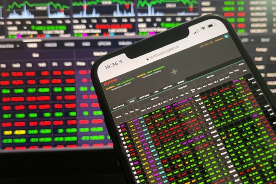 Tính đến ngày 31/7/2021, số lượng tài khoản giao dịch chứng khoán của nhà đầu tư trong nước và nước ngoài đạt gần 3,5 triệu tài khoản