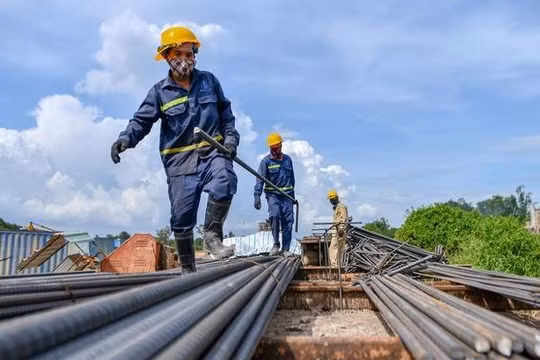 Doanh nghiệp sắt thép lãi kỷ lục