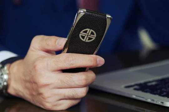 Điện thoại XOR được chế tác thủ công từ những nguyên vật liệu cao cấp (Nguồn: XOR)