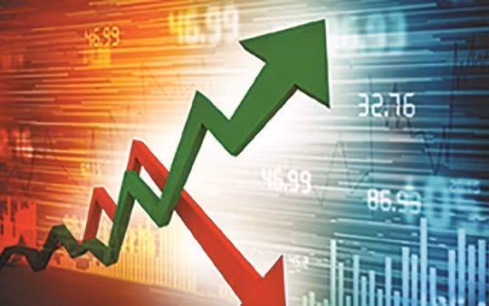 Khi các chuyên gia... cãi nhau về lạm phát và lãi suất