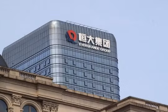 Evergrande – đừng nhìn thấy cây mà không thấy rừng