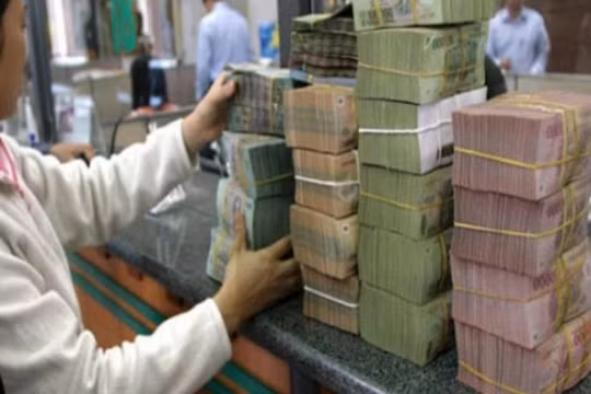 TS. Phan Minh Ngọc: Cần hiểu đúng hơn về cung tiền và sốt bất động sản, chứng khoán