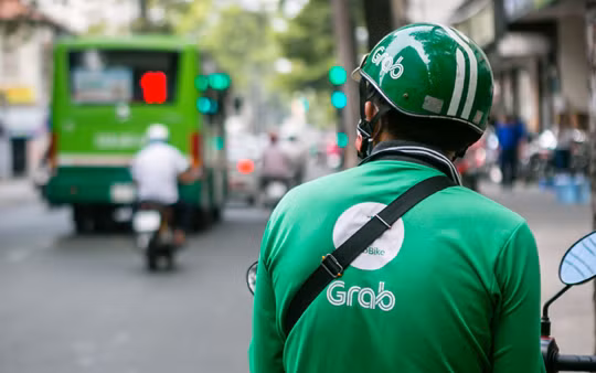 Thu phí cao từ đối tác, áp đảo nhiều phân khúc, Grab Việt Nam lần đầu lãi lớn khi be, Now, Gojek tiếp tục gồng lỗ