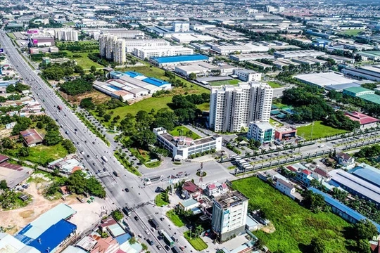 Sốt đất từ Bắc chí Nam: Quỹ đất sạch lớn biến thành "mỏ vàng" của nhiều doanh nghiệp