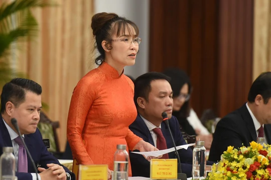 HoSE và VDS thu gần 8,6 tỉ đồng tiền phí giao dịch mỗi phiên?