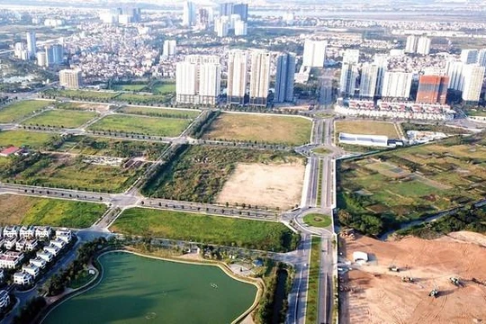 Thủ tướng yêu cầu kiểm tra những vụ đấu giá đất cao bất thường (Ảnh: VGP)