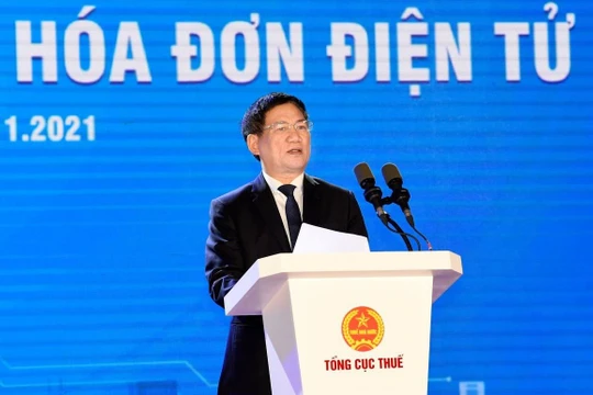 Bộ trưởng Hồ Đức Phớc phát biểu tại hội nghị về hóa đơn điện tử (Ảnh: Bộ Tài chính)