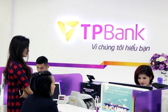 Vừa phát hành xong 100 triệu cổ phiếu, TPBank tiếp tục lên phương án tăng vốn thêm 4.100 tỉ đồng 