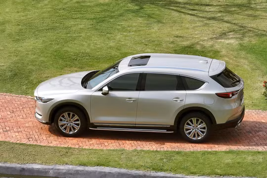 New Mazda CX-8 – mẫu SUV thế hệ mới là sự kết hợp hoàn hảo giữa ngoại thất sang trọng, lịch lãm, cùng nội thất tinh tế.