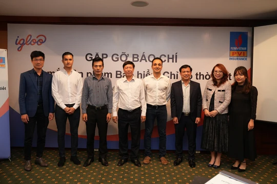 Ảnh chụp tại sự kiện gặp gỡ báo chí ra mắt sản phẩm bảo hiểm chỉ số thời tiết