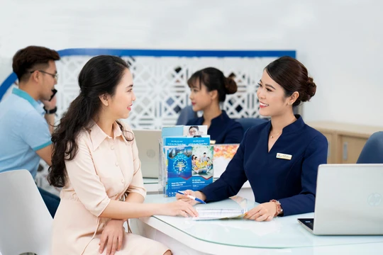 Chương trình dành cho khách hàng mua ngoại tệ để chuyển tiền ra nước ngoài nhằm mục đích trợ cấp hoặc định cư