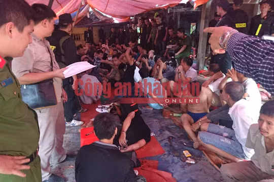 Các con bạc bị bắt quả tang