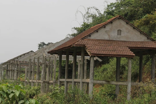 Khu tái định cư Kẻ Tắt 'đắp chiếu', dân mòn mỏi chờ