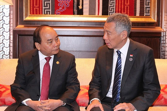 Thủ tướng Nguyễn Xuân Phúc và Thủ tướng Singapore Lý Hiển Long