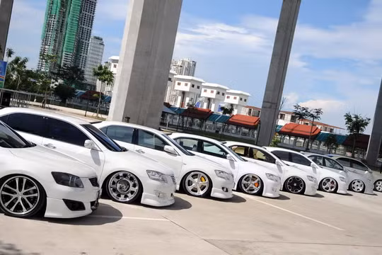 Xe Thái Lan nhập khẩu về Việt Nam đang độc chiếm thị trường.