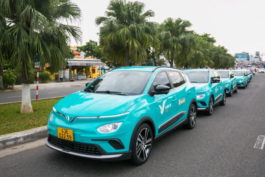 Taxi Xanh SM của tỉ phú Phạm Nhật Vượng tăng vốn điều lệ vượt 5.600 tỉ đồng