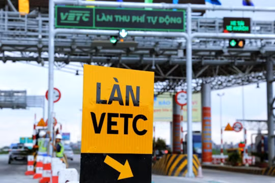 Sắp được trả phí đỗ xe, mua xăng bằng tài khoản ETC