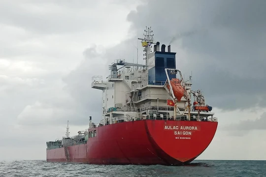 Tàu Aulac Aurora Sai Gon