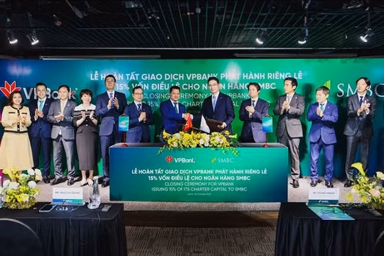 VPBank hoàn tất phát hành 15% cổ phần cho SMBC