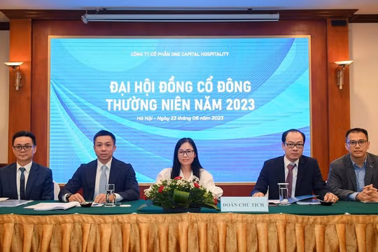 Đoàn chủ tịch Đại hội đồng cổ đông thường niên năm 2023 (AGM 2023) của OCH