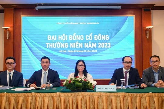 Đoàn chủ tịch Đại hội đồng cổ đông thường niên năm 2023 (AGM 2023) của OCH