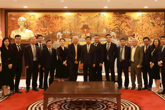 Phó Chủ tịch UBND TP. Hà Nội Dương Đức Tuấn tiếp ông Nghiêm Giới Hòa, Chủ tịch Tập đoàn Xây dựng Thái Bình Dương (Trung Quốc)