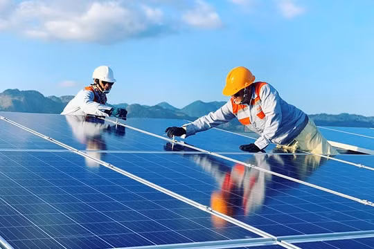 Loạt công ty năng lượng tái tạo lỗ đậm năm 2022