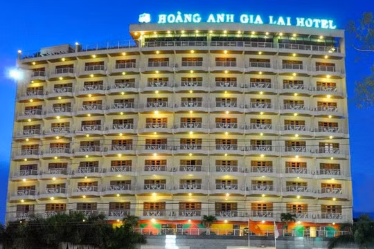 Công ty của ‘bầu’ Đức đã bán khách sạn Hoàng Anh Gia Lai, thu về 180 tỉ đồng