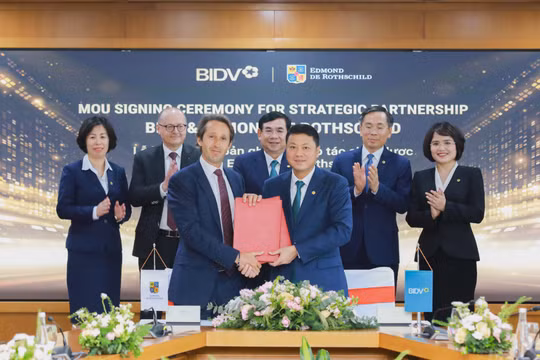 Toàn cảnh buổi lễ ký kết hợp tác giữa BIDV và Edmond de Rothschild