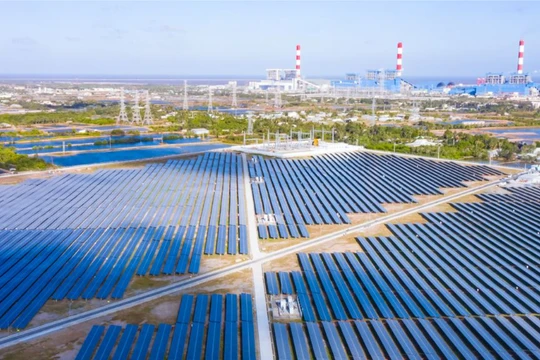 Thành viên Trungnam Group huy động 2.230 tỉ đồng trái phiếu