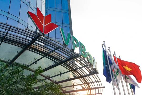 VPBank muốn chi gần 8.000 tỉ đồng trả cổ tức bằng tiền