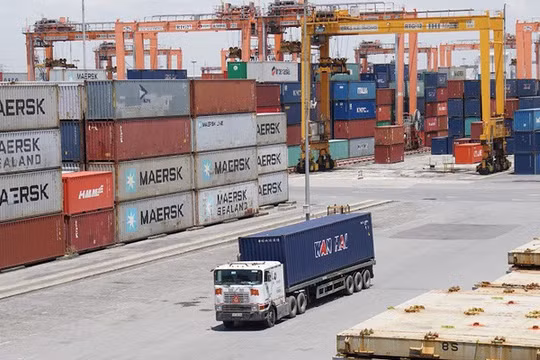 Việt Nam đang bị thiệt hại chứ không phải đang được hưởng lợi từ căng thẳng thương mại Mỹ - Trung. (Ảnh: Internet)