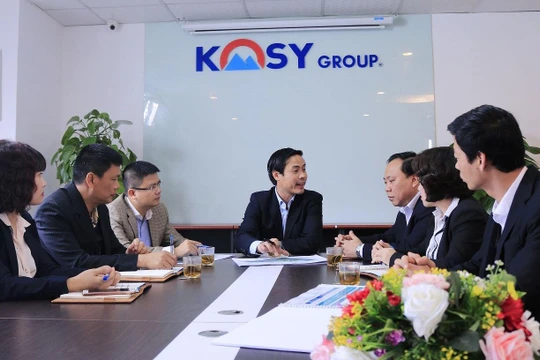 Một buổi họp của CTCP KOSY. (Ảnh: Kosy)