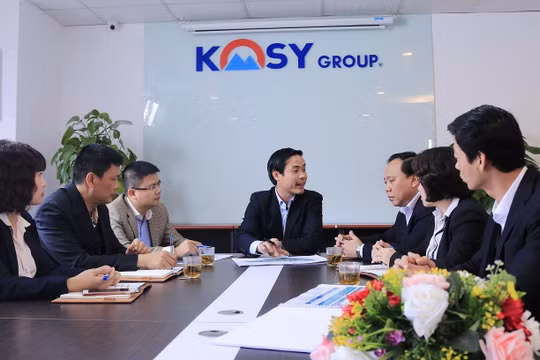 Một buổi họp của CTCP KOSY. (Ảnh: Kosy)