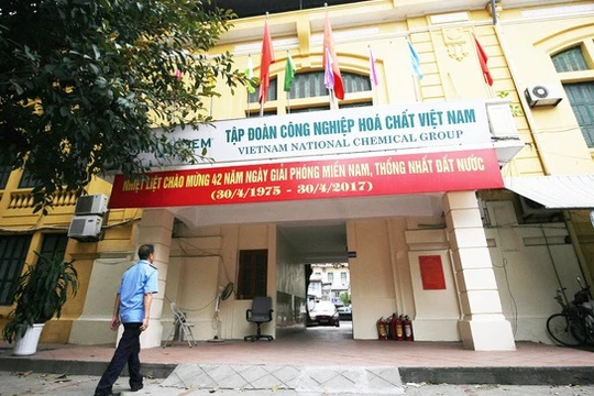 Vinachem đang phải nỗ lực để thu hồi vốn nhà nước tại dự án đầu tư hơn 522 triệu USD ở Lào. Trong ảnh: trụ sở Vinachem - Ảnh: NAM TRẦN