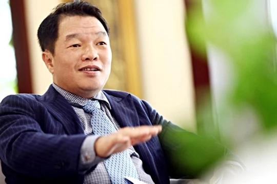 Hình bóng cựu Chủ tịch Sacombank Kiều Hữu Dũng trong thương vụ trái phiếu 6.200 tỷ đồng vừa được phát lộ của Thành Hưng Land.